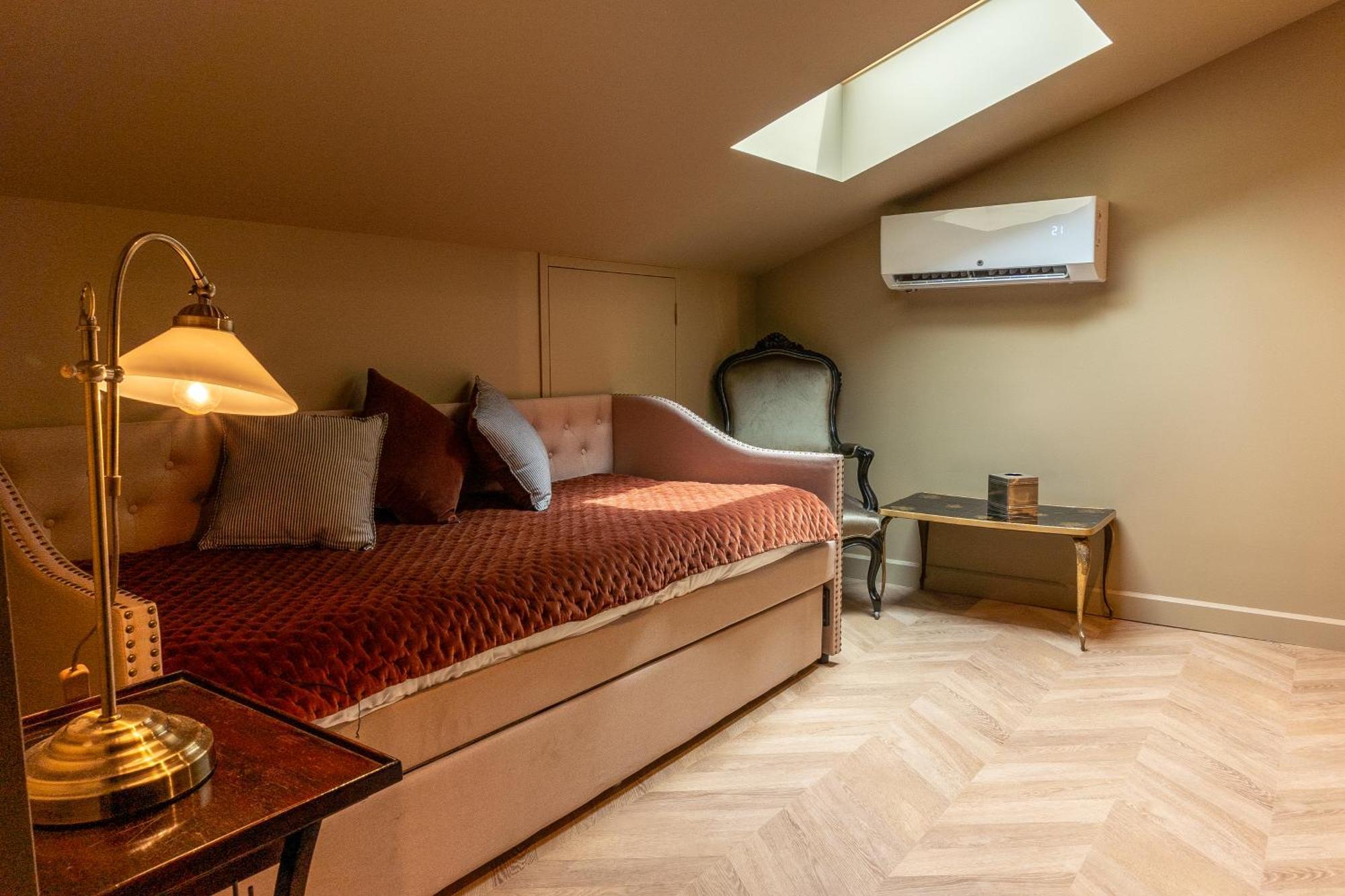 Castel Bois Marie, Maison D'Hotes Montauban Luaran gambar A room at the hotel