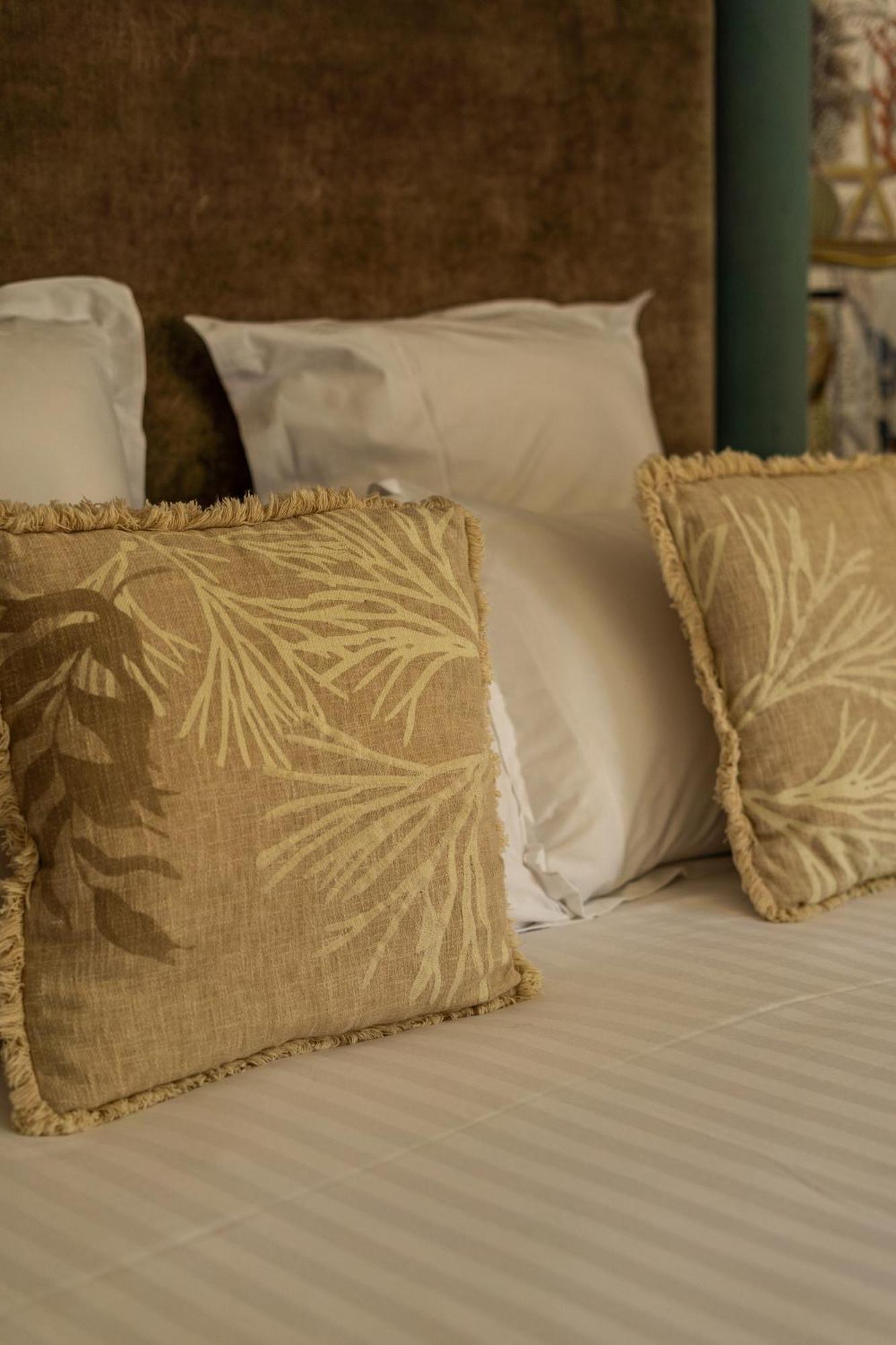 Castel Bois Marie, Maison D'Hotes Montauban Luaran gambar Cushions