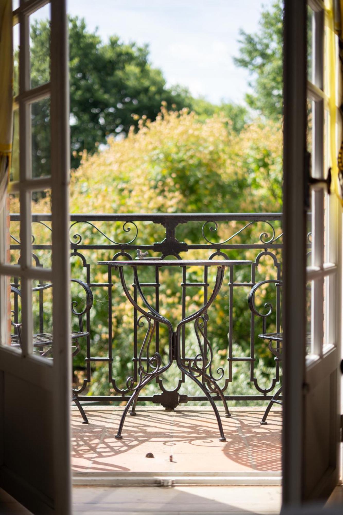 Castel Bois Marie, Maison D'Hotes Montauban Luaran gambar A balcony