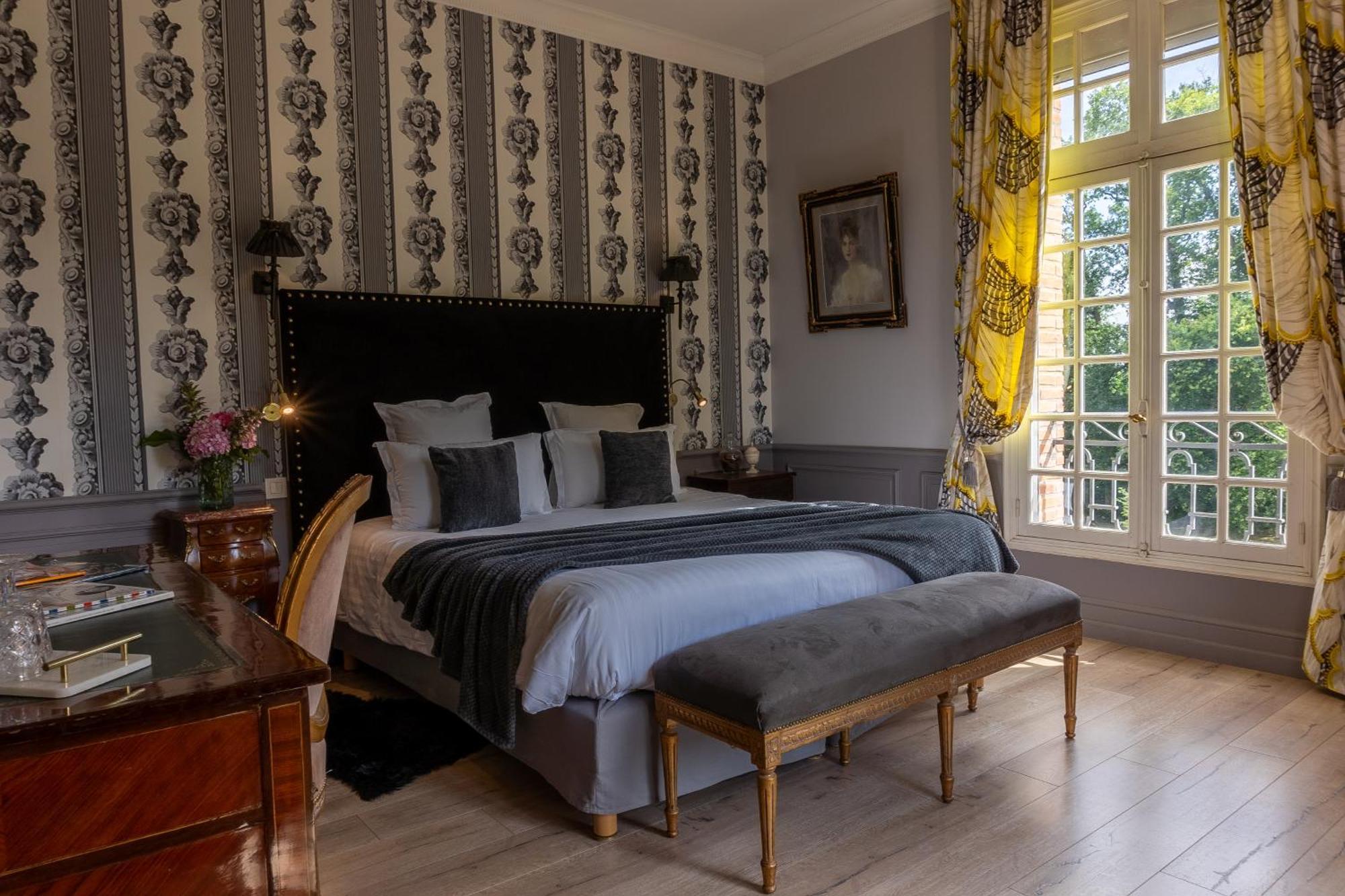 Castel Bois Marie, Maison D'Hotes Montauban Luaran gambar A bedroom at the hotel